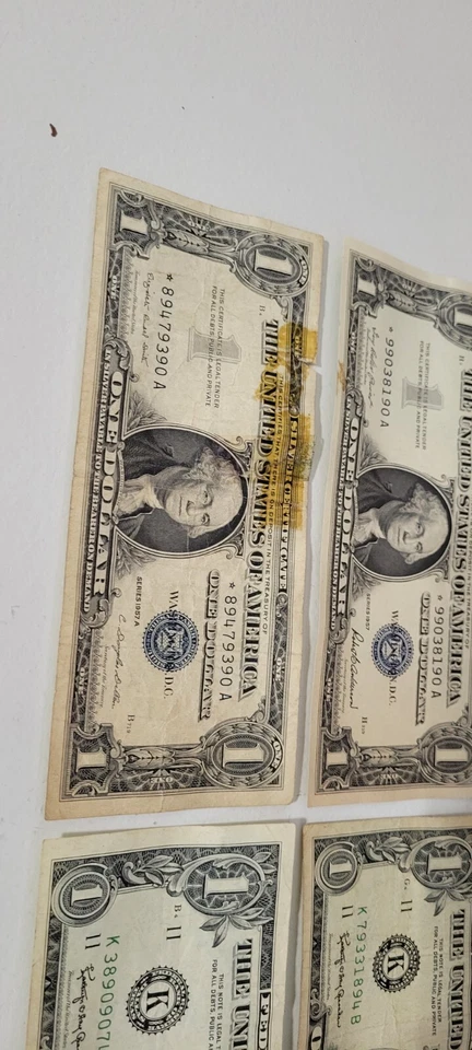 Lot Of 4 - One Dollar Bills - (2) 1957 & (2) 1963 In Decant Condition  - Image 3 of 4