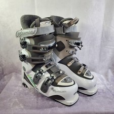 ATOMIC 50 Flexible WOMEN'S SKI BOOTS White Gray MONDO Size 24 US 6.5