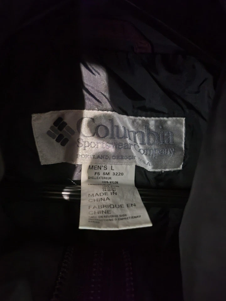 Vintage Columbia Burgundy Rain Jacket Parka - Image 3 of 3