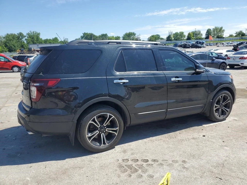 2014 FORD EXPLORER Fuel Filler Door  BLACK Foto 4 de 4