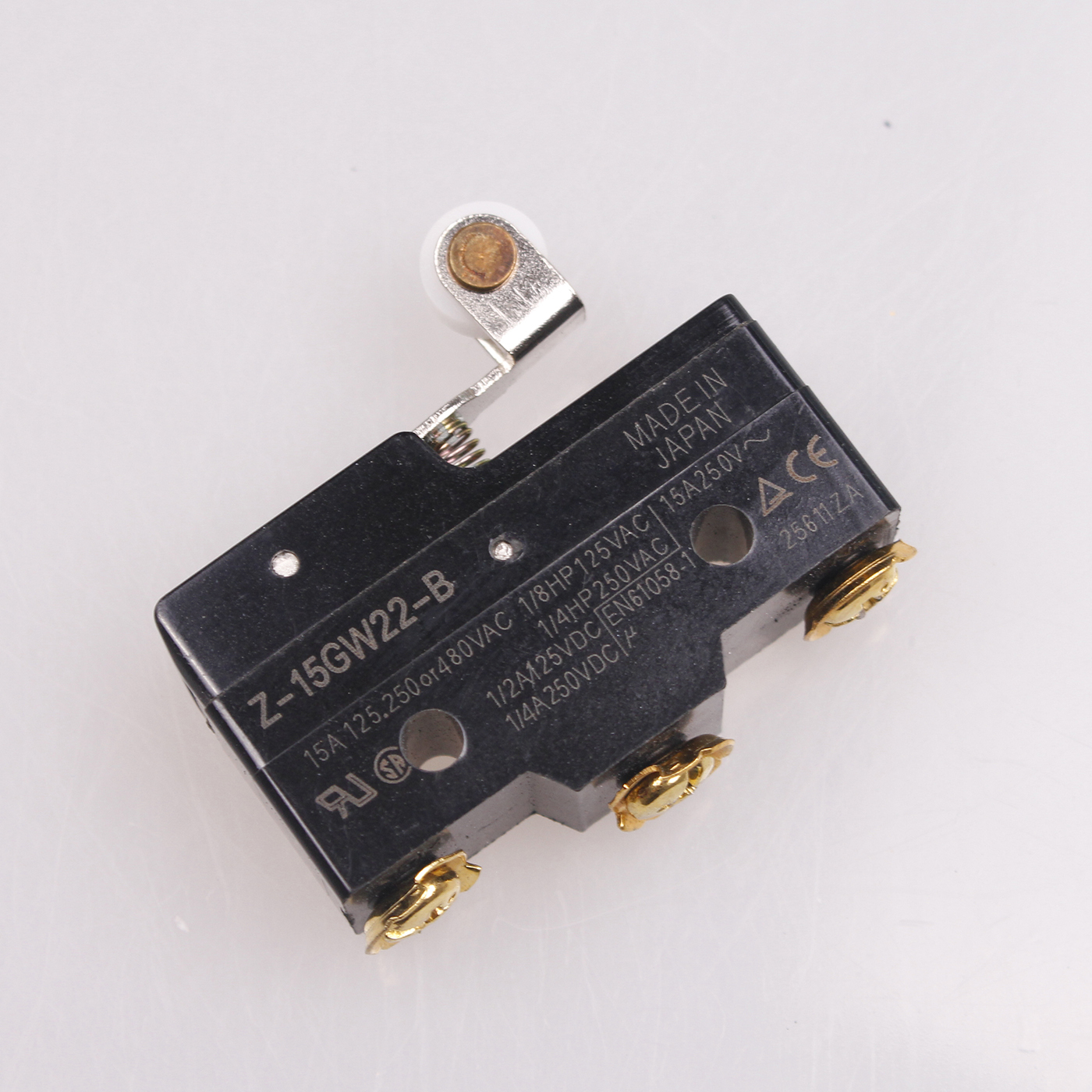 Z15GW22B Roller Lever SPDT Micro Limit Switch AC 125V 250V 480V 15A