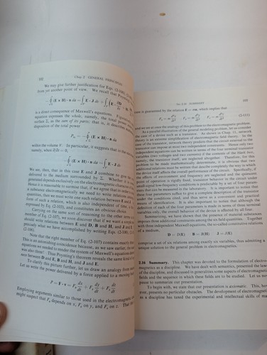 POSTEN VON 2 BÜCHERN: Grundlegende elektromagnetische Theorie & elektronische Grundlagen HC DJ - Bild 13 von 15