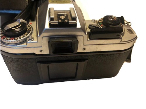 Nikon FG 35mm Camera With Sigma Zoom Lens - Picture 5 of 6