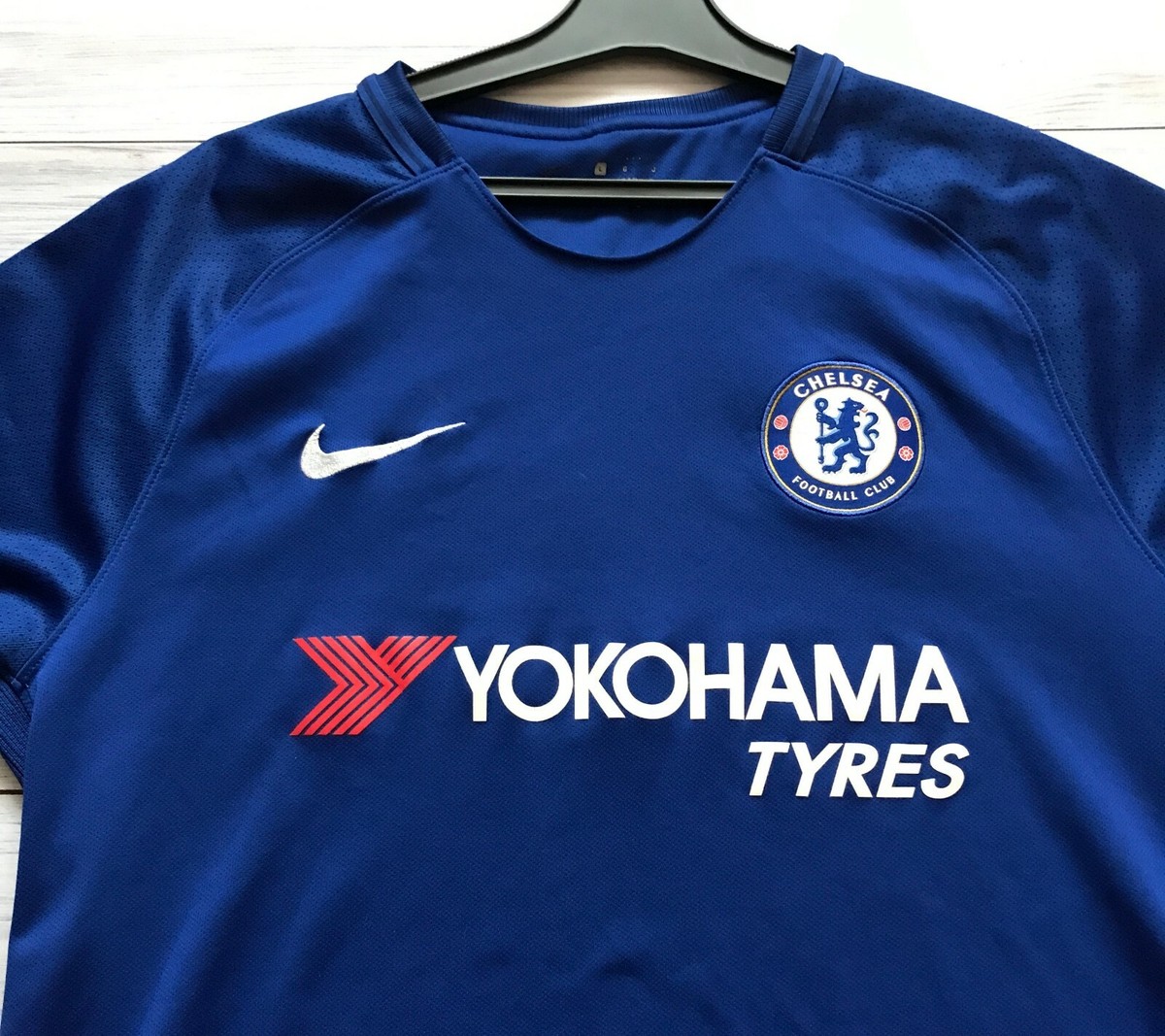 Chelsea 2017 - 2018 Home football shirt jersey Nike size L | eBay