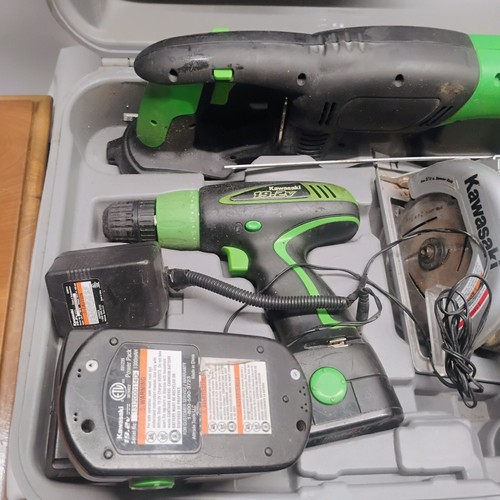 Kawasaki 19.2V Tool Set Drill 2 Saws 2 Batteries Charger & Case - Tested & Works - Picture 3 of 4
