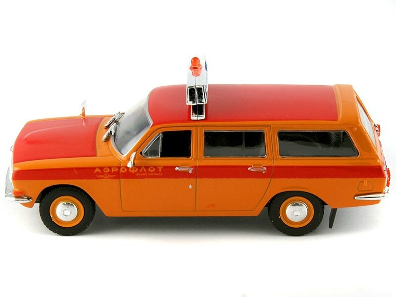 CCCP ソ連 ロシア VOLGA GAZ 24 救急車 ミニカー セット CCCP
