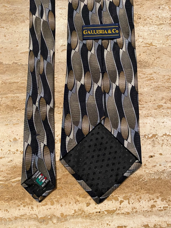 Corbata de seda vintage con estampado geométrico Galleria & Co para hombre Foto 2 de 3