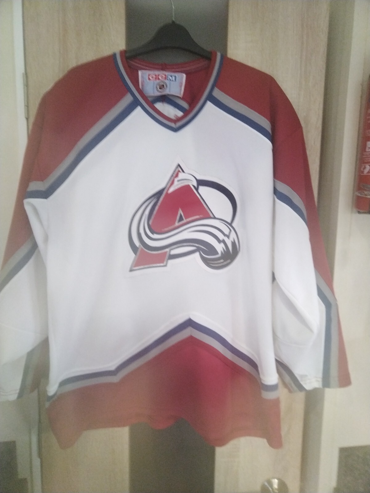 Picture 1 of 3