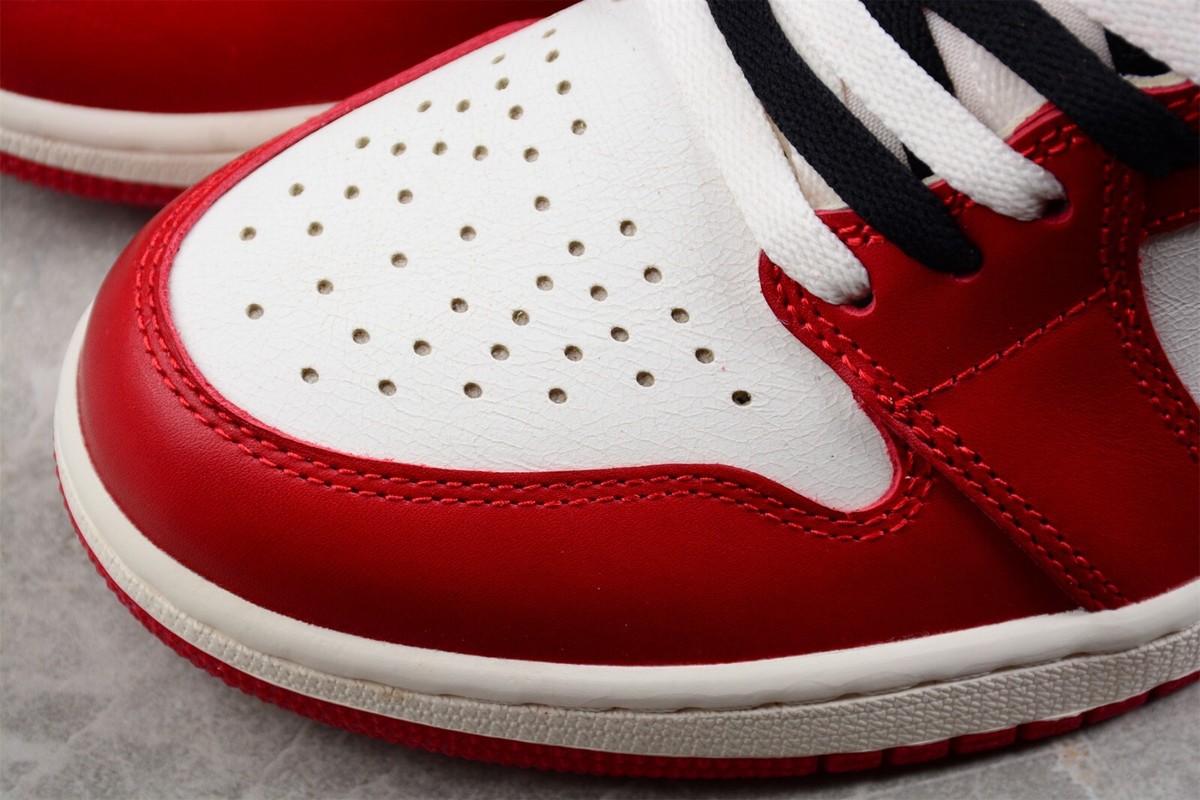 Size 10.5 - Jordan 1 Retro High OG Chicago Reimagined Lost Size 10.5 - Jordan 1 Retro High OG Chicago Reimagined Lost