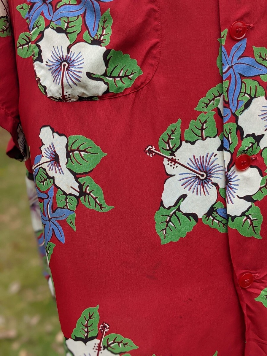 VINTAGE 1940'S MEN'S RED RAYON SHIRT BY PILGRIM W TROPICAL