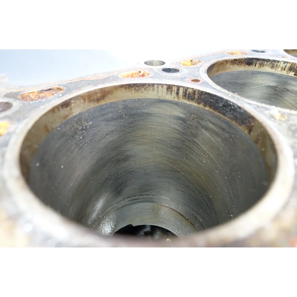 1996-1999 BMW E36 E39 M52 2.8L Bare Engine Block 328i 528i 6-Cyl Iron OEM - Image 2 of 4