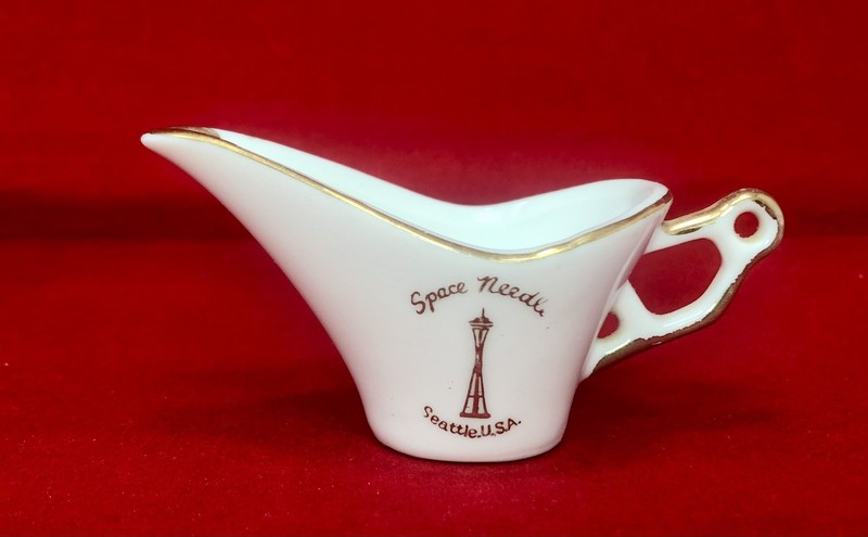 Vintage Seattle Space Needle Souvenir Mini Gravy Bowl / Creamer Gold Trim Japan