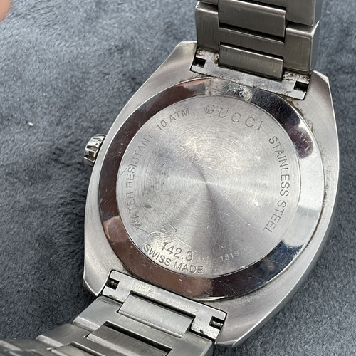 Gucci Men's GG2570 Watch Blue Dial, Stainless Steel, 41mm - Picture 9 of 13