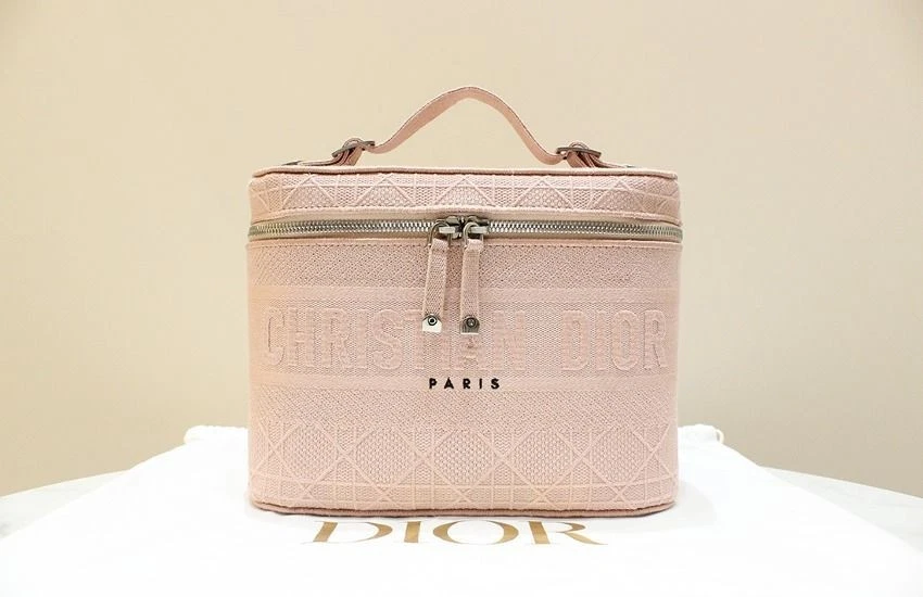Sac fourre tout Dior Travel Vanity Case rose S5480 114613893