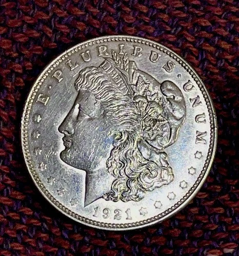 1921 MORGAN SILVER DOLLAR .900 SILVER .100CU UN .7734 TROY OUNCES OF PURE SILVER