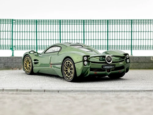CM 1:64 Green Utopia Super Racing Sports Model Diecast Metal Car - Picture 8 of 10