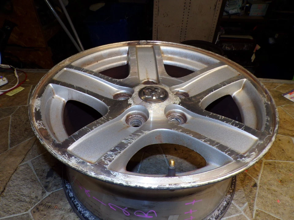 04-07 2004-2007 DODGE DURANGO WHEEL RIM STOCK 17x8 5 LUG 5-1/2" MACHINED FACED - Image 3 of 4