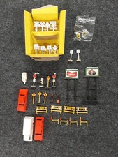 HO Scale Accessories, cars, Road  Railroad Signs Scenery 47 Pcs HO070722-06 