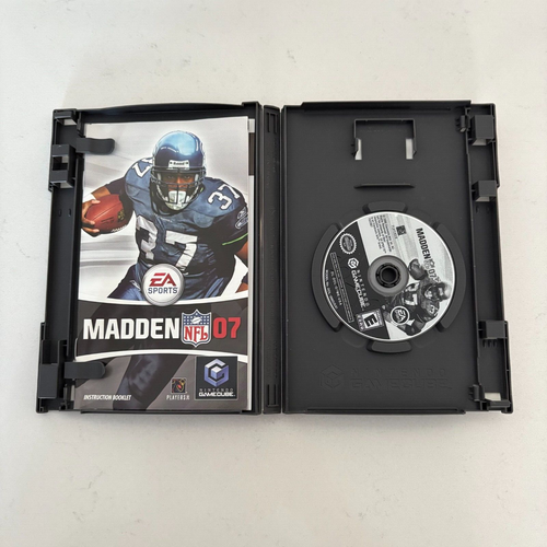 Madden NFL 07 (Nintendo GameCube, 2006) - Picture 2 of 4
