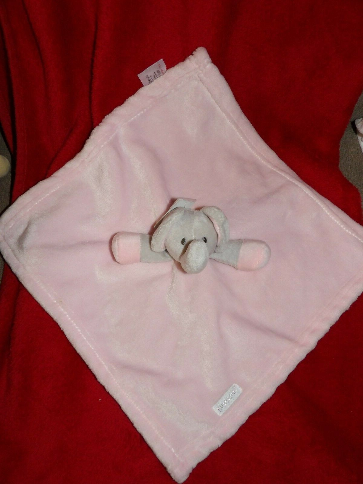 Doudou plat éléphant BabyTown pour apaiser le sommeil de bébé