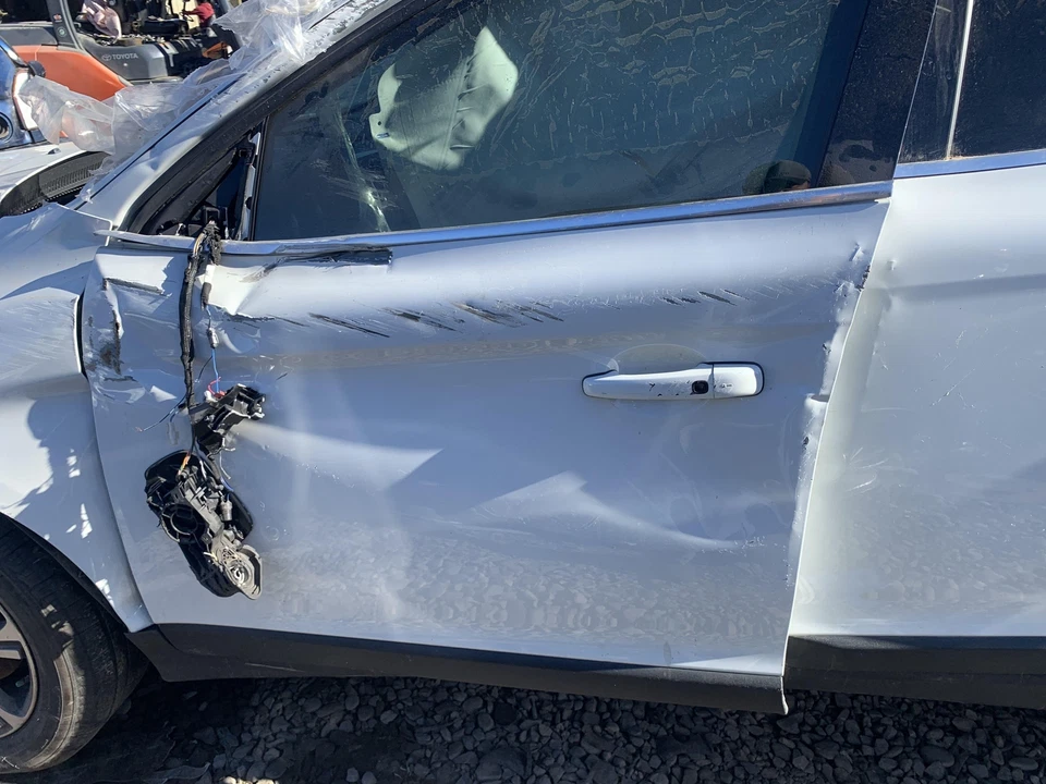 Оригинальный выпускной коллектор полного привода с турбонаддувом Volvo XC60 T6 3,0 л 2009-2013 годов выпуска - Изображение 4 из 4