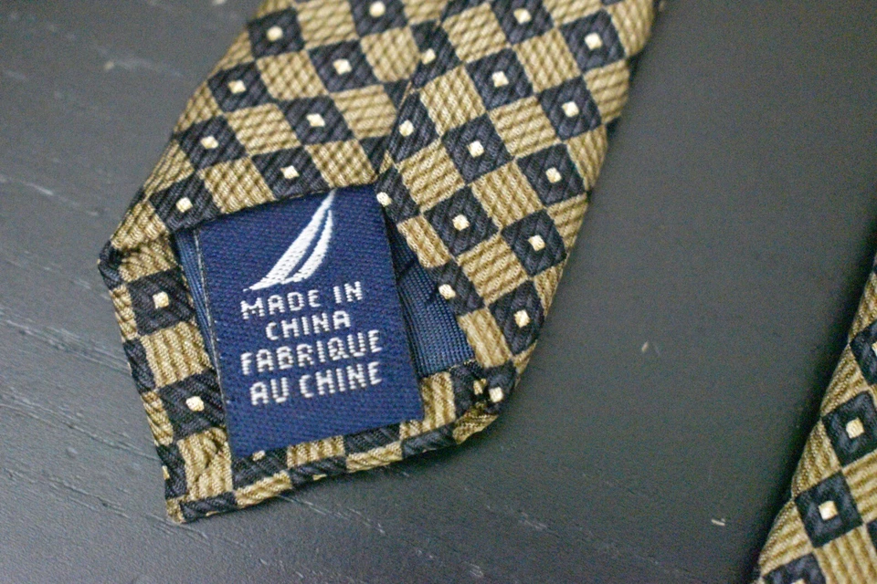 Nautica Neck Tie Brown Black Geometric Design Pattern Imported Silk 3.5"x58" - Image 4 of 4