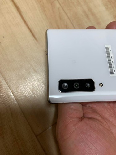 Smartphone Arrows NX9 blanc F-52A docomo - Photo 10 sur 13