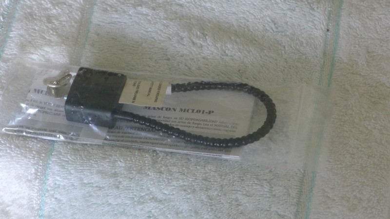 Handgun safety lock