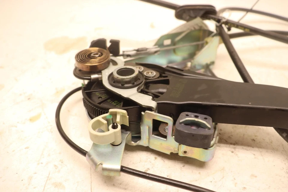 Mercedes Clase E E E350 W212 2010-2013 palanca de pedal de estacionamiento de emergencia OEM Foto 3 de 4