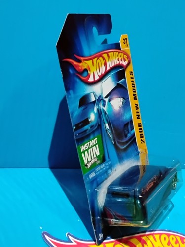 2006 HOT WHEELS NEW MODEL 55 CHEVY PANEL #37 BLUE OPENING REAR with MOTORCYCLE - Picture 8 of 18