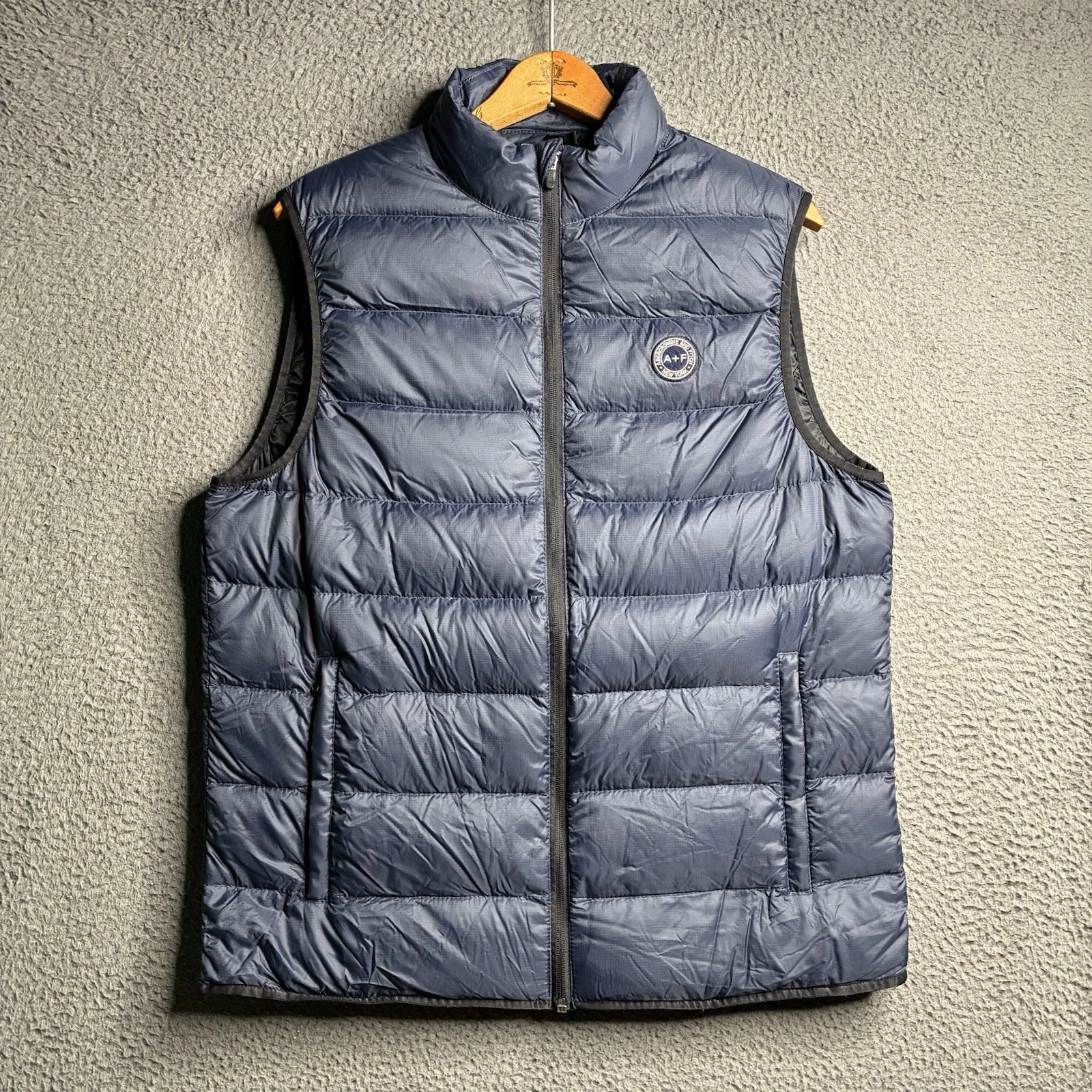 Abercrombie & Fitch Vest Men Medium Puffer Y2K Water Resistant Packable Down
