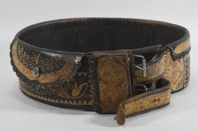 Q81F10- Antiker Trachtengürtel Leder mit Federkielstickerei 19.Jh - Bild 1 von 4