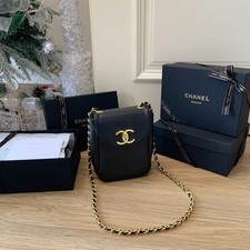 PRESALE Chanel Beauty VIP GWP Big Gold Buckle Little Fatty Crossbody Caviar Bag