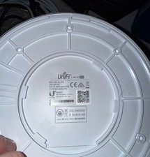 Ubiquiti UniFi AP AC Pro (UAP-AC-Pro) WLAN AccessPoint inkl. PoE Injektor