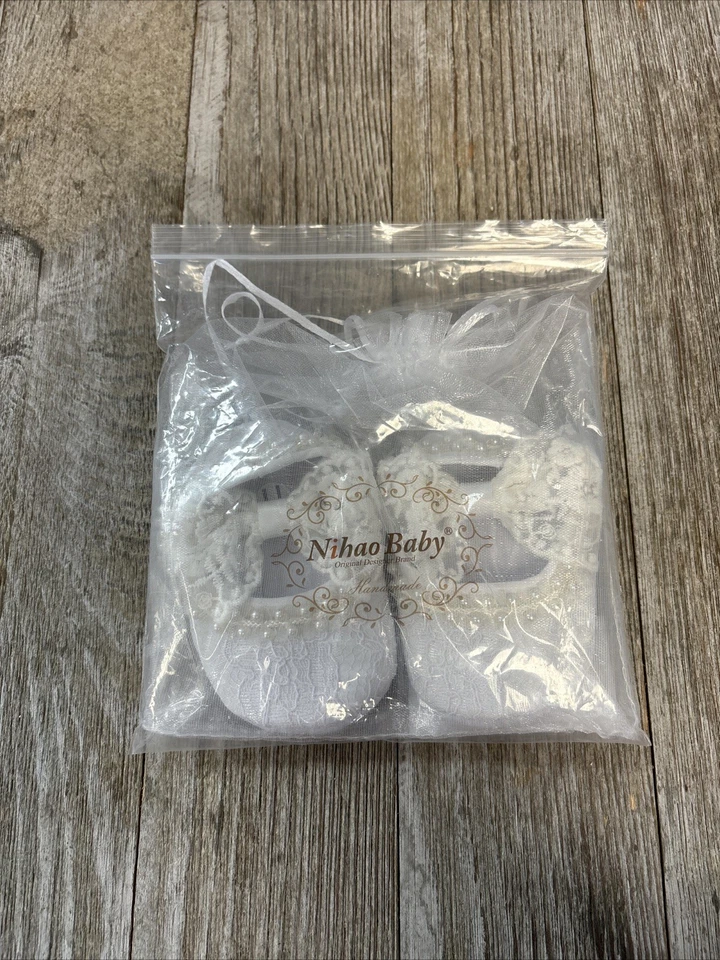 Nuevos planos bautizo bebé niña Foto 3 de 4