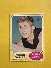 Scanlens 1970 VFL Card #23 Robert Walls , Carlton .