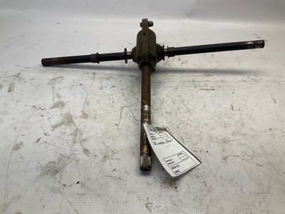 5/22 Yard Machine Snow Blower MTD (2000) Auger Gear Box and Shaft Q