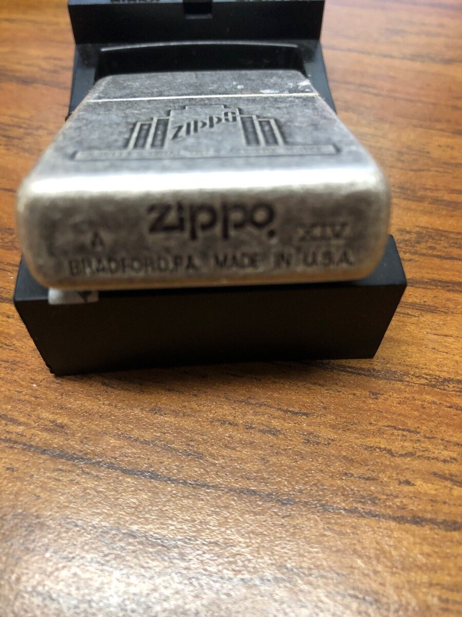 Vintage Retired Unstruck Zippo- Vintage Retired Unstruck Zippo-