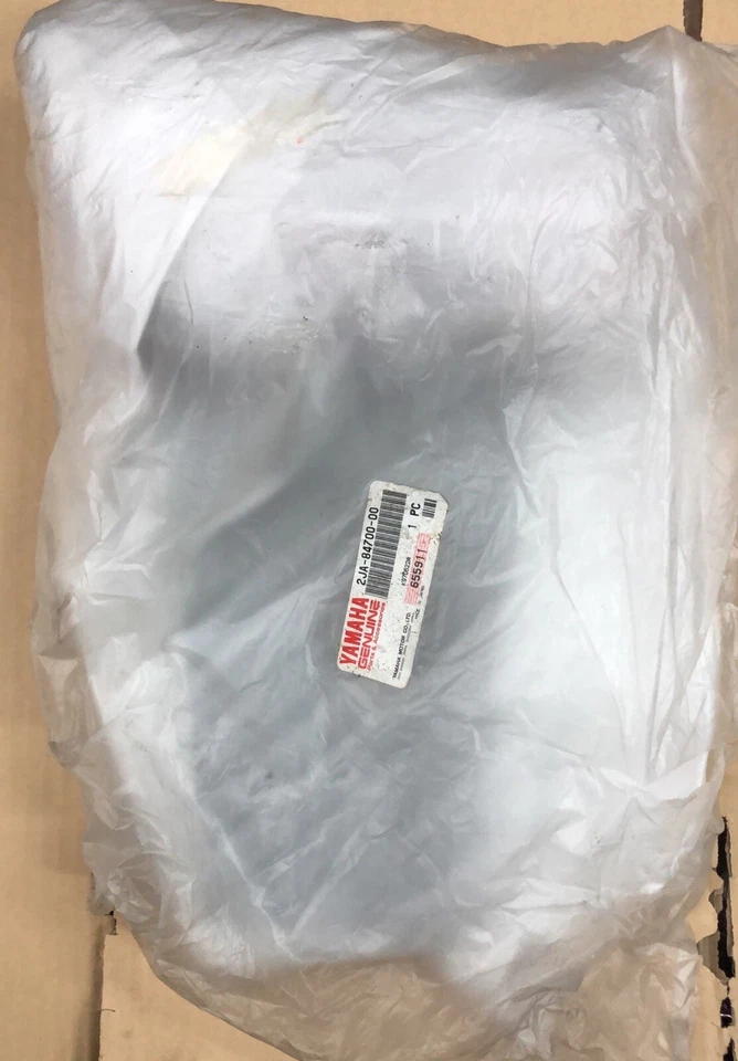 YAMAHA CG50 JOG 1988 1989 1990 1991 CONJUNTO DE CUBIERTA DE LUZ TRASERA 2JA-84700-00 N.O.S Foto 3 de 4