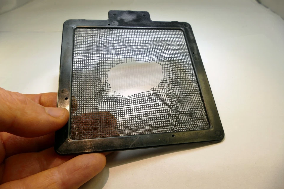 Lindahl Plastic Vignetter Mask Frame 4.5" bellows 2" small Horizontal Oval - Image 4 of 4