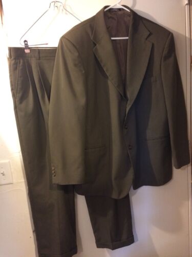 Suit 2 Piece Mens Olive Classic Jacket 46R Pants 34x27 - Picture 1 of 12