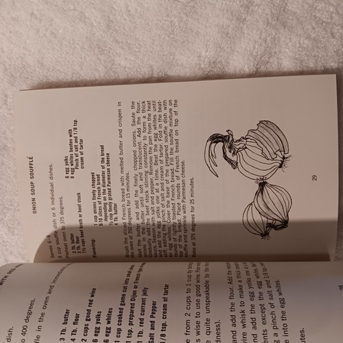 Souffle Spectaculars by Irene Chalmers Vintage 1977 Paperback Cookbook Recipes - Picture 5 of 7