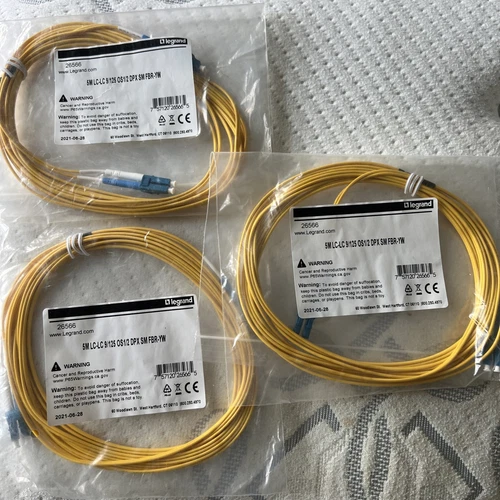 Legrand Dat 26566 C2G 5M Lc-Lc 9/125 Duplex Single Mode Os2 Fiber Cable Yellow