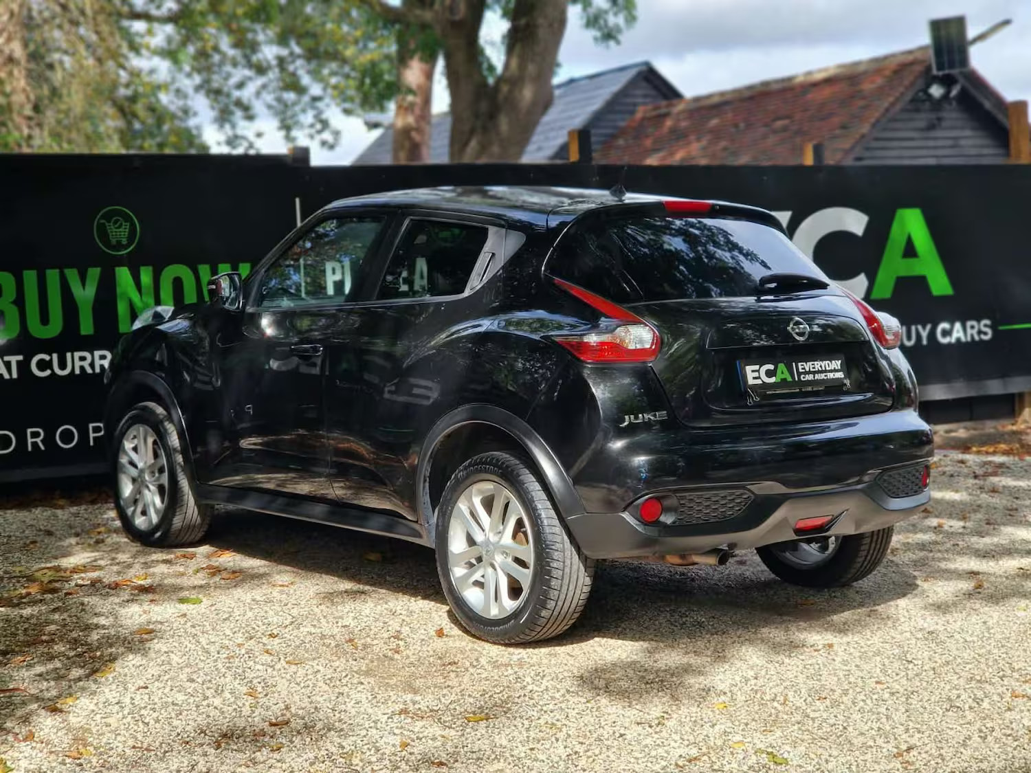 2017 Nissan Juke, photograph 6
