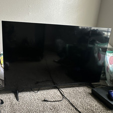 VIZIO 32" LED 720p HD Flat Screen Wall Mountable TV Black Optical Audio