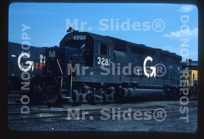 Original Dia B&M Boston & Maine Guilford Ex Conrail/PC GP40 328 Buffalo NY