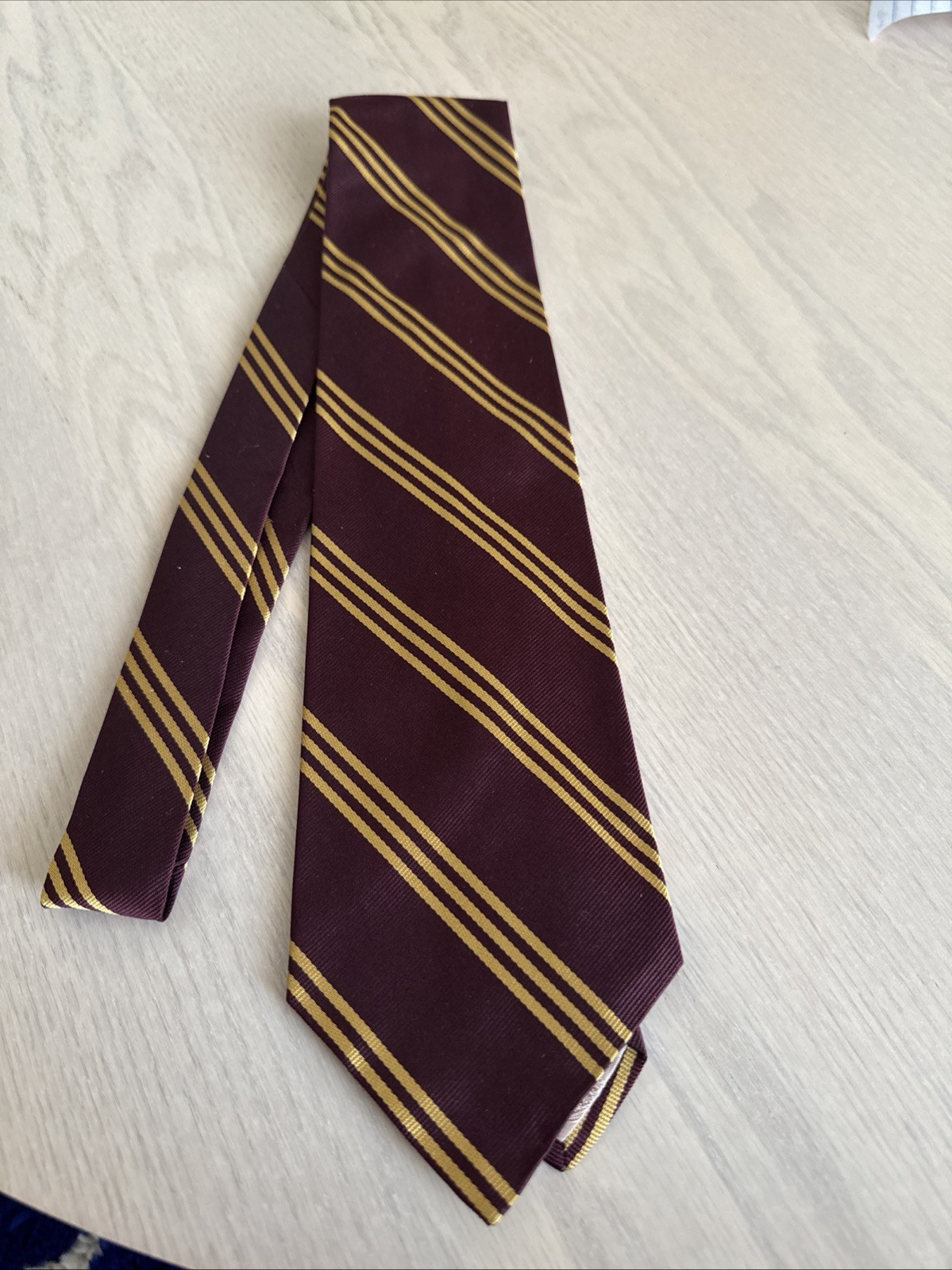 Paul Stuart Men's Silk Burgundy Gold Striped Tie Made In England 3.75x56