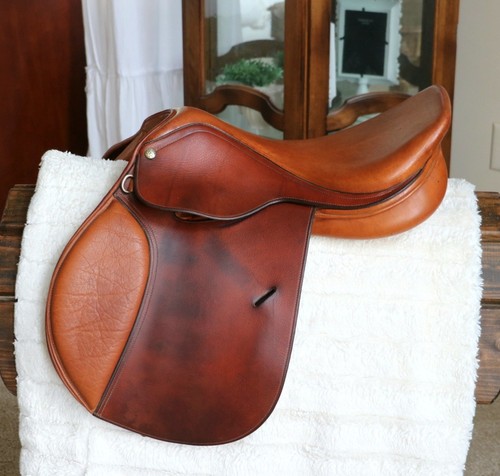 16.5" M Circuit Big Ben (Dover Saddlery) English Hunter/Jumper Saddle