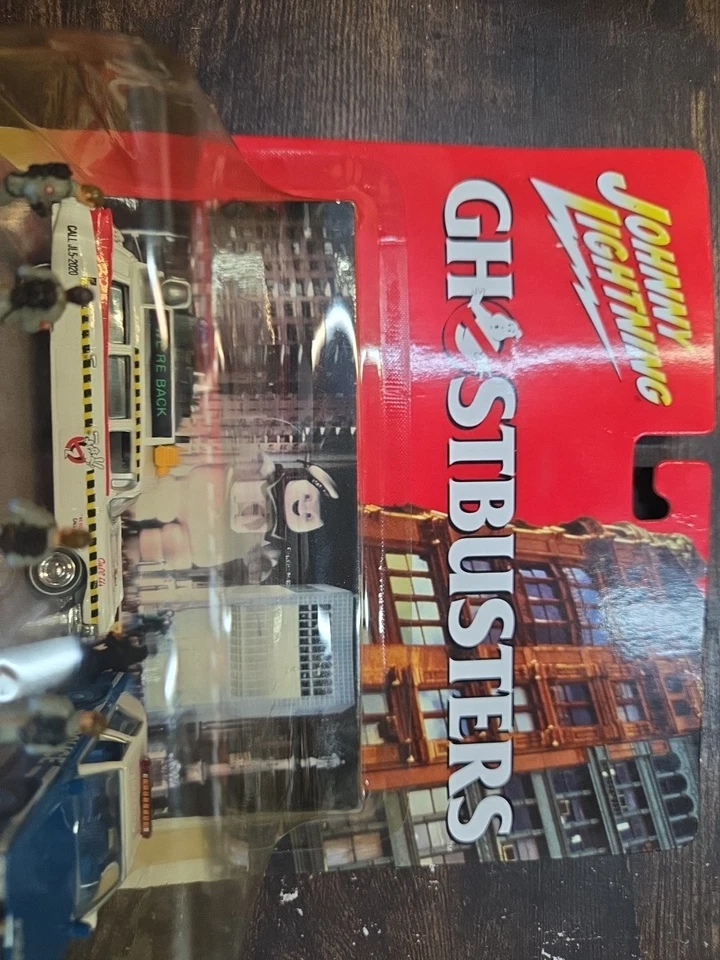 Rare Johnny Lightning Ghostbusters Attack Of Mr. Stay Puft NIB Set On Card - Image 4 of 4