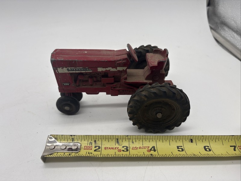 Vintage Metal 5 1/2" Ertl International Tractor, Farmal No. 656